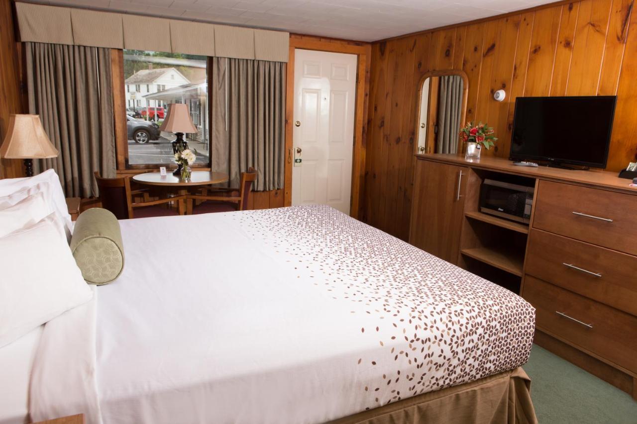 Knotty Pine Motel Bennington Ngoại thất bức ảnh